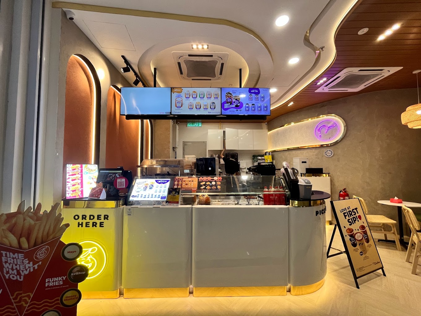 Chatime / Hotbox